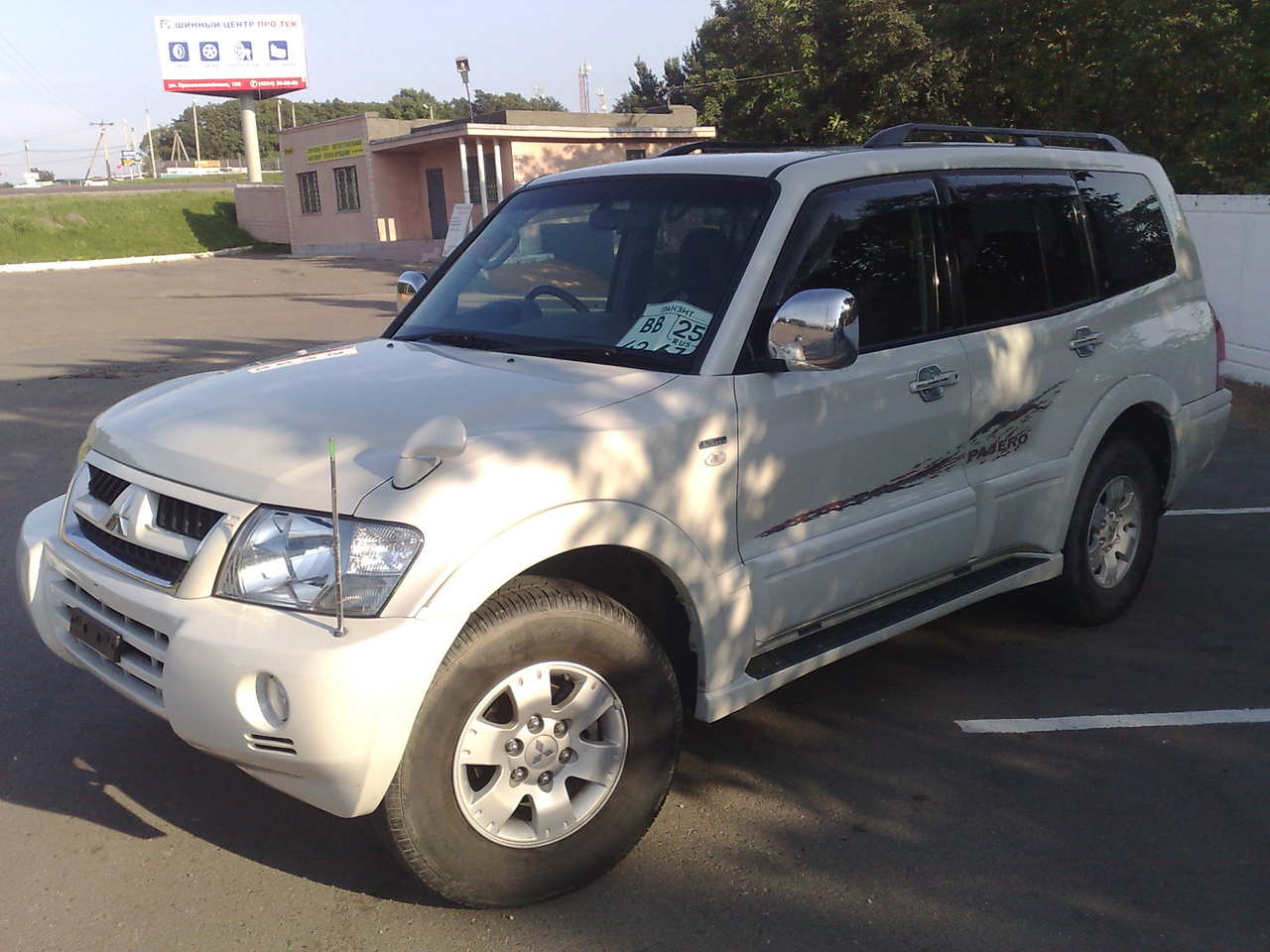 2004 Mitsubishi Pajero specs, Engine size 3.5, Fuel type Gasoline ...