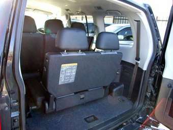 2005 Mitsubishi Pajero Images