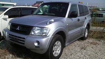 2005 Mitsubishi Pajero Pictures