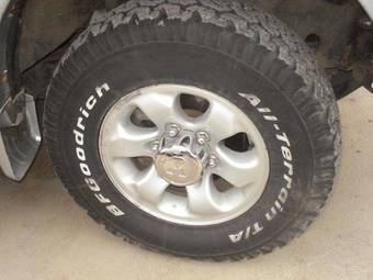 2005 Mitsubishi Pajero Wallpapers
