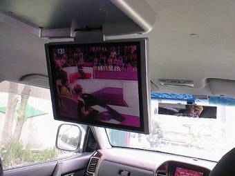 2005 Mitsubishi Pajero Images