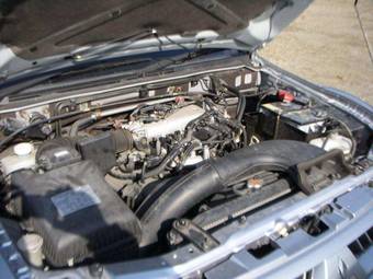2005 Mitsubishi Pajero Pictures