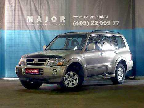 2005 Mitsubishi Pajero