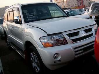 2006 Mitsubishi Pajero