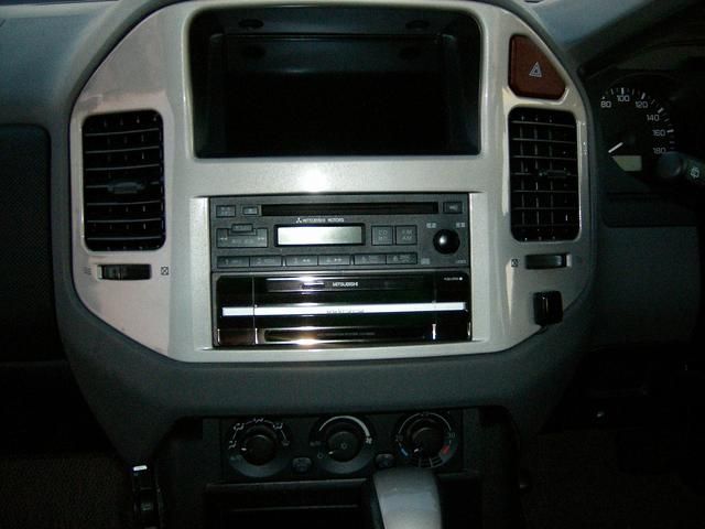 2006 Mitsubishi Pajero