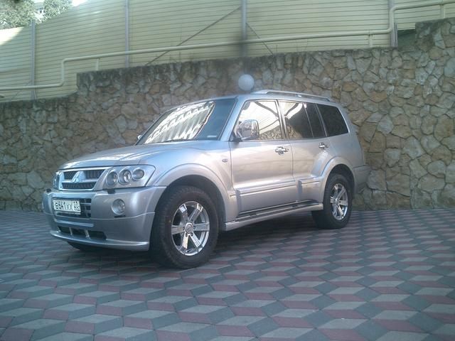 2006 Mitsubishi Pajero