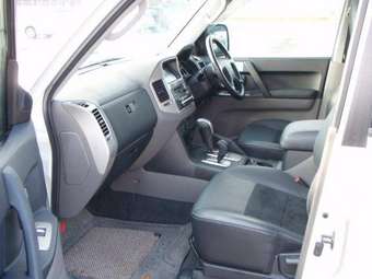 2006 Mitsubishi Pajero Wallpapers