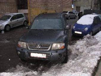 2006 Mitsubishi Pajero Photos