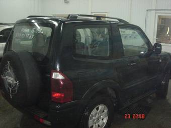 2006 Mitsubishi Pajero Pics