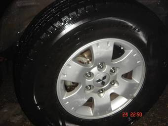 2006 Mitsubishi Pajero Photos