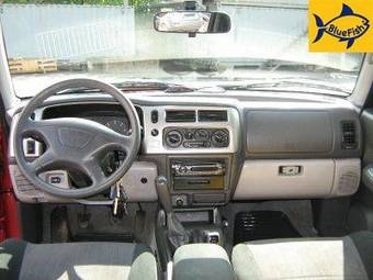 2006 Mitsubishi Pajero Pics