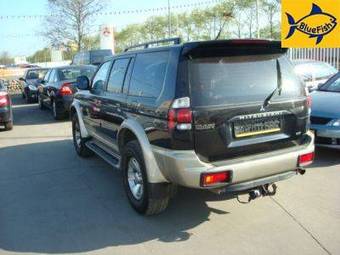 2006 Mitsubishi Pajero Photos