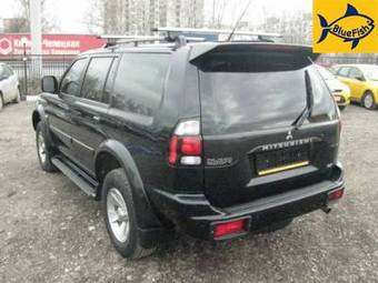 2006 Mitsubishi Pajero Photos