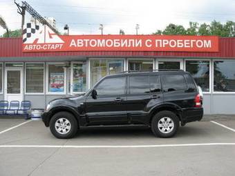 2006 Mitsubishi Pajero Photos