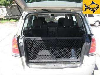 2006 Mitsubishi Pajero Images