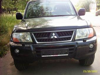 2006 Mitsubishi Pajero Pictures