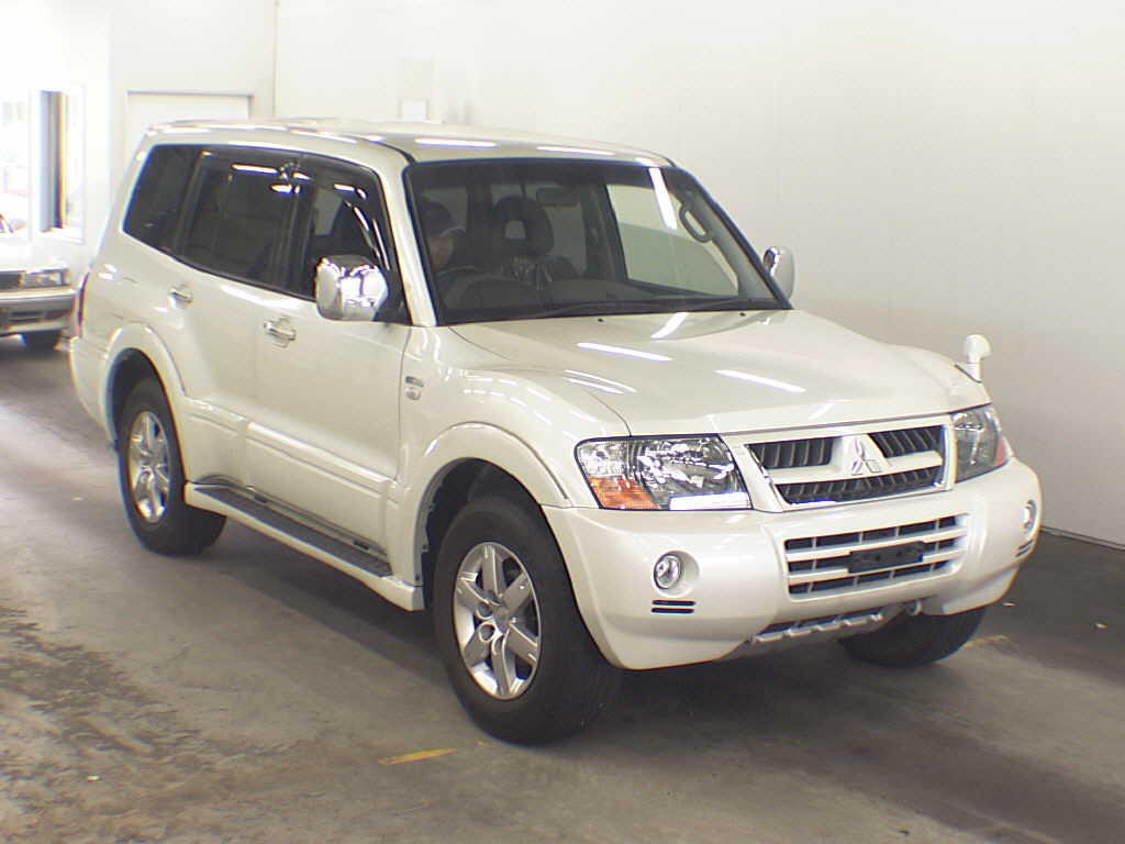 2006 Mitsubishi Pajero specs, Engine size 3000cm3, Fuel