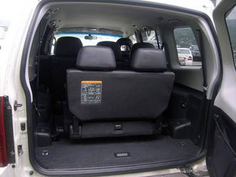 2006 Mitsubishi Pajero Pics