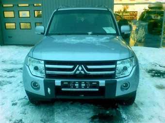 2007 Mitsubishi Pajero Pics