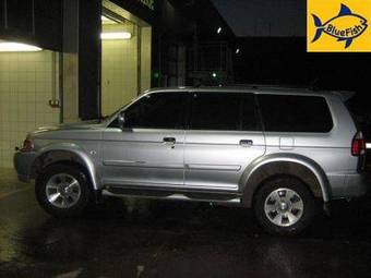 2007 Mitsubishi Pajero Images