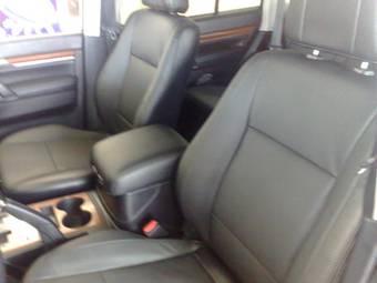 2007 Mitsubishi Pajero Pictures