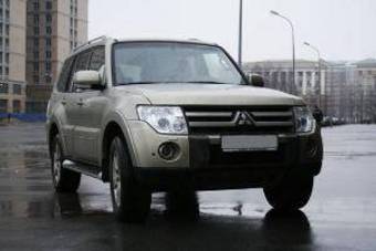 2007 Mitsubishi Pajero Pics