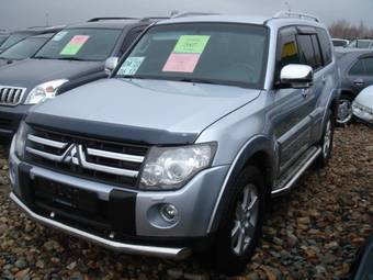 2007 Mitsubishi Pajero Pictures