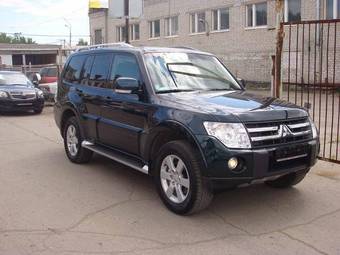2007 Mitsubishi Pajero Pictures