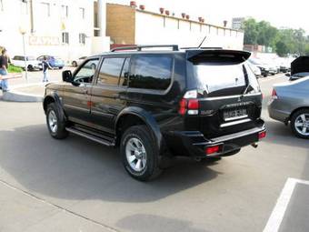 2007 Mitsubishi Pajero Pictures