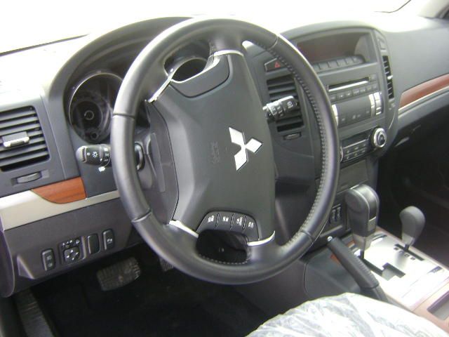 2008 Mitsubishi Pajero