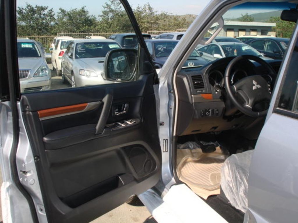 2008 Mitsubishi Pajero