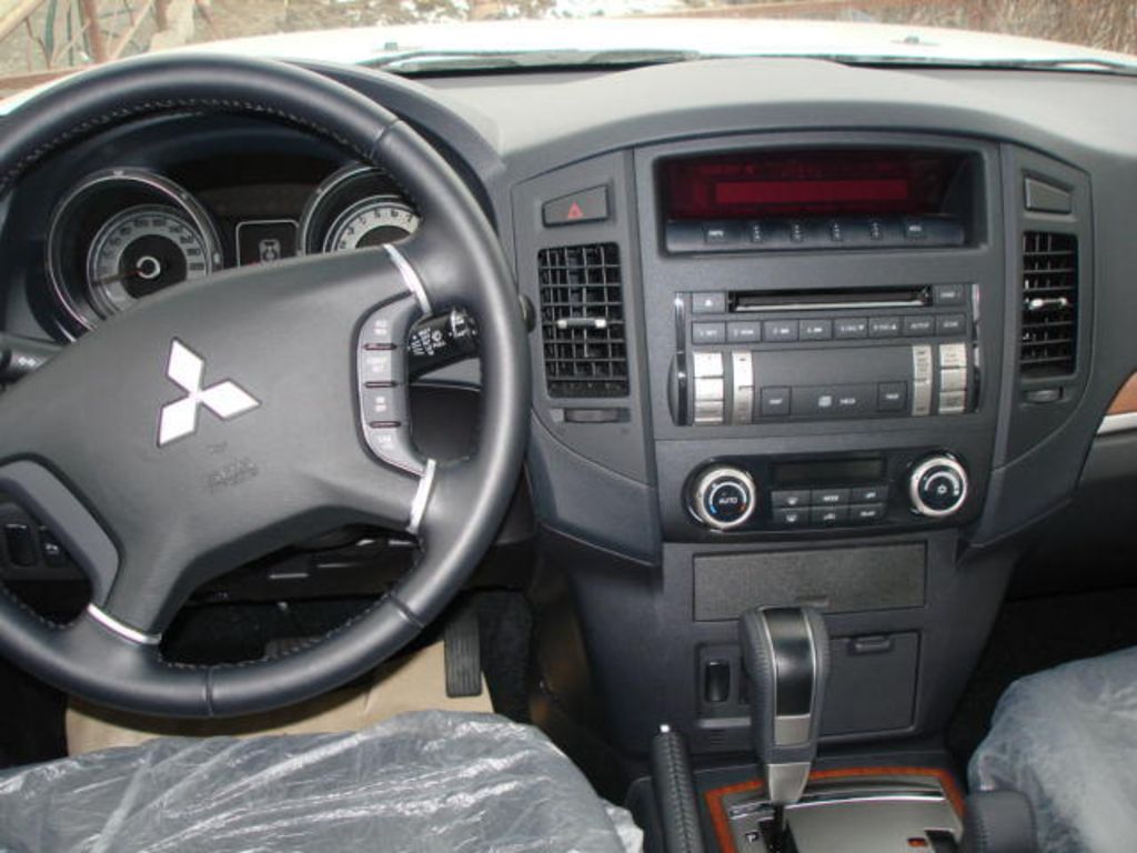 2008 Mitsubishi Pajero