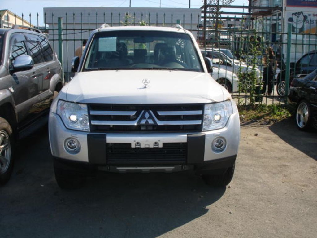 2008 Mitsubishi Pajero