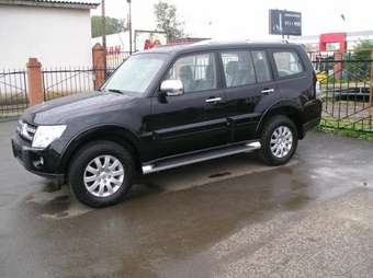 2008 Mitsubishi Pajero Pics