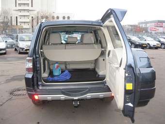 2008 Mitsubishi Pajero Photos