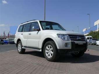 2008 Mitsubishi Pajero Pictures