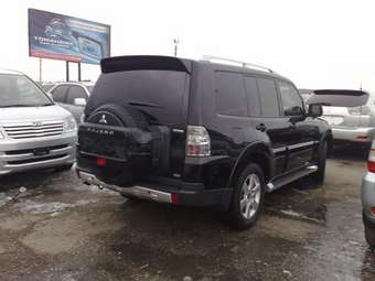 2008 Mitsubishi Pajero Pictures