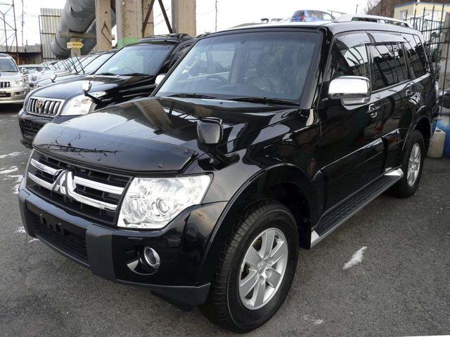 2008 Mitsubishi Pajero specs