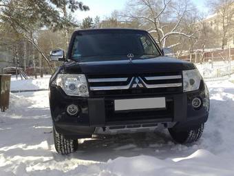 2008 Mitsubishi Pajero Pictures