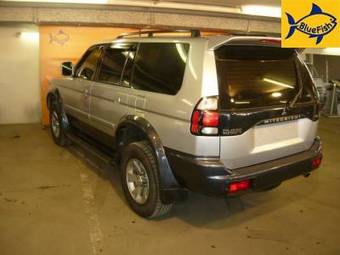 2008 Mitsubishi Pajero Photos