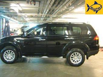 2008 Mitsubishi Pajero Pictures