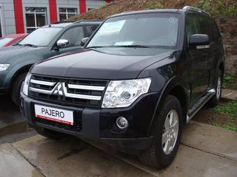 2008 Mitsubishi Pajero Pictures