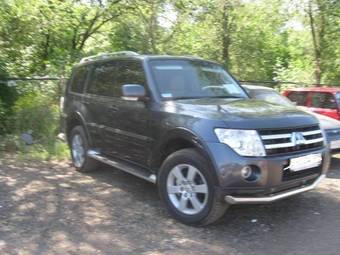 2008 Mitsubishi Pajero Pictures