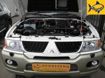 2008 Mitsubishi Pajero Pictures