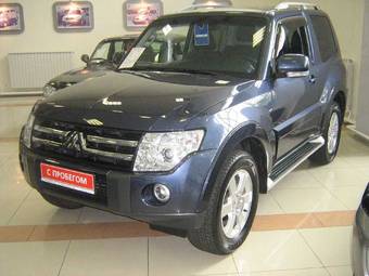 2008 Mitsubishi Pajero Pictures