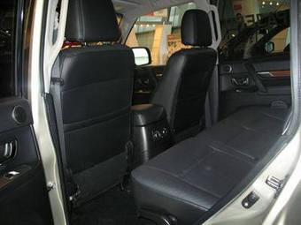 2008 Mitsubishi Pajero Pics