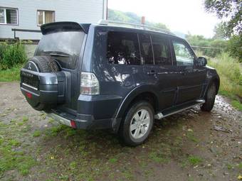 2008 Mitsubishi Pajero Pictures