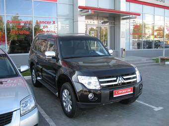 2008 Mitsubishi Pajero Pictures