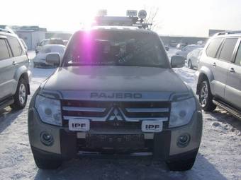 2008 Mitsubishi Pajero Pictures