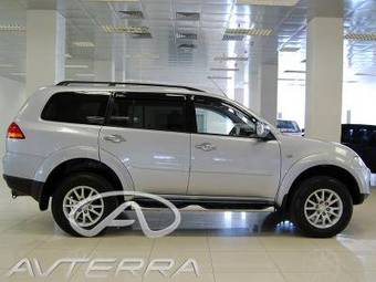 2008 Mitsubishi Pajero Pics